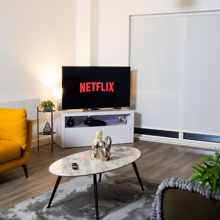 Manchester City Centre Apt With Balcony & Free Parking - Including Free 1-Hour Late Check-Out For Bookings On The 29Th 31St May, Justeat Voucher For 2-Night Stays Minimum! Exteriér fotografie