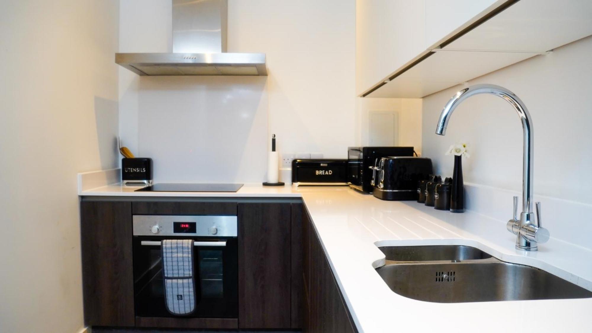 Manchester City Centre Apt With Balcony & Free Parking - Including Free 1-Hour Late Check-Out For Bookings On The 29Th 31St May, Justeat Voucher For 2-Night Stays Minimum! Exteriér fotografie