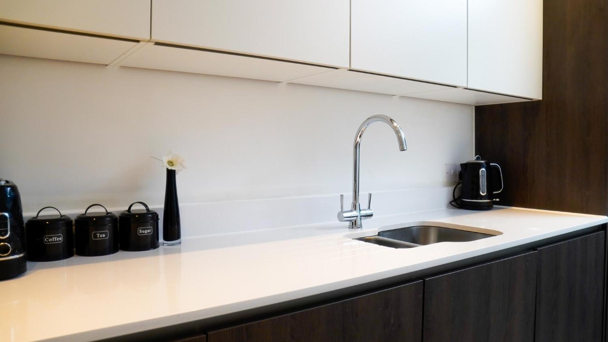Manchester City Centre Apt With Balcony & Free Parking - Including Free 1-Hour Late Check-Out For Bookings On The 29Th 31St May, Justeat Voucher For 2-Night Stays Minimum! Exteriér fotografie